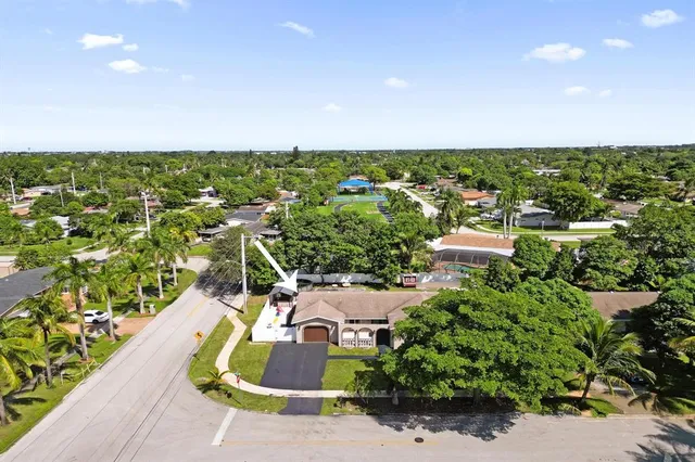 $3,300 | 6411 Southwest 6th Street, Margate, FL 33068