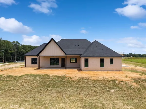 a view of a swimming pool and lake view