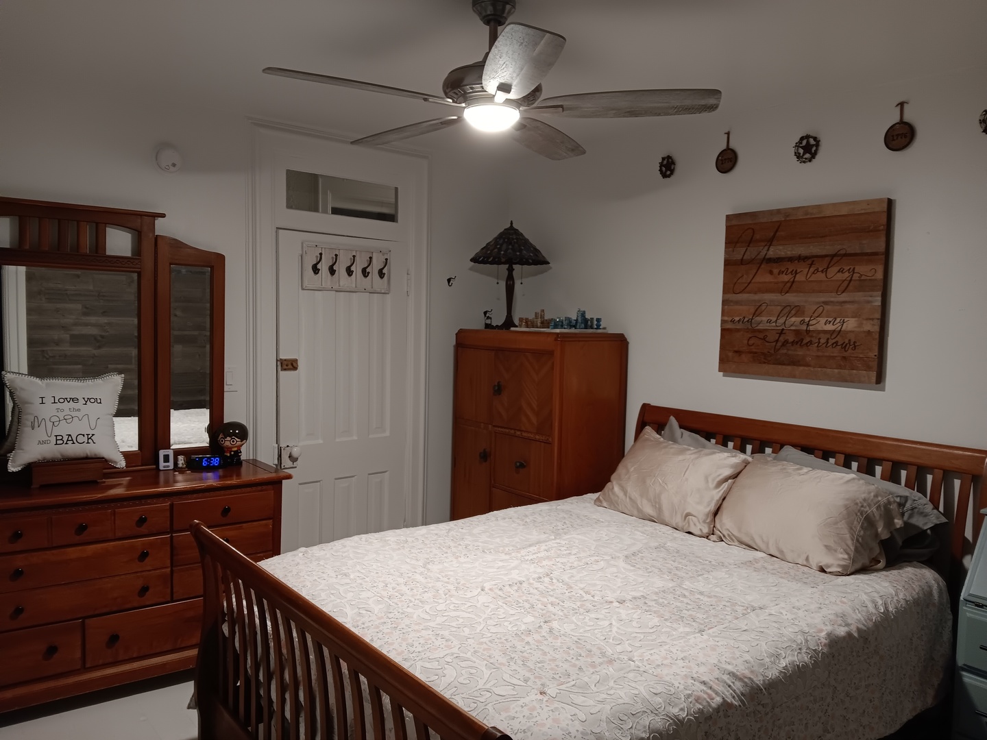 509 South Madison Street Morrison, IL 61270 - Photo 38 of 43 a bedroom with a bed and a dresser