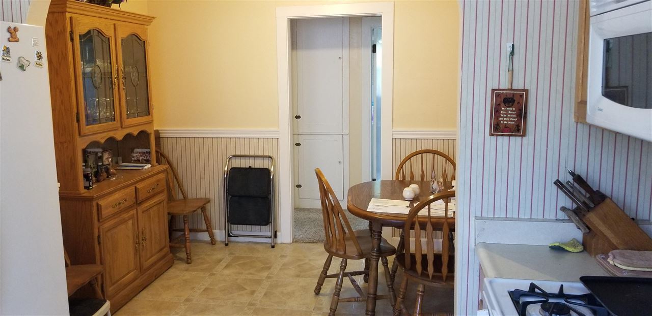 381 Aleut Street Biggs, CA 95917 - Photo 21 of 35 a view of a patio with table and chairs