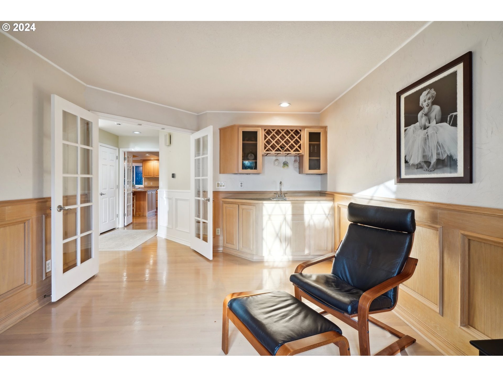 8121 Northeast 71st Loop Vancouver, WA 98662 - Photo 17 of 44 a living room with furniture and a wooden floor