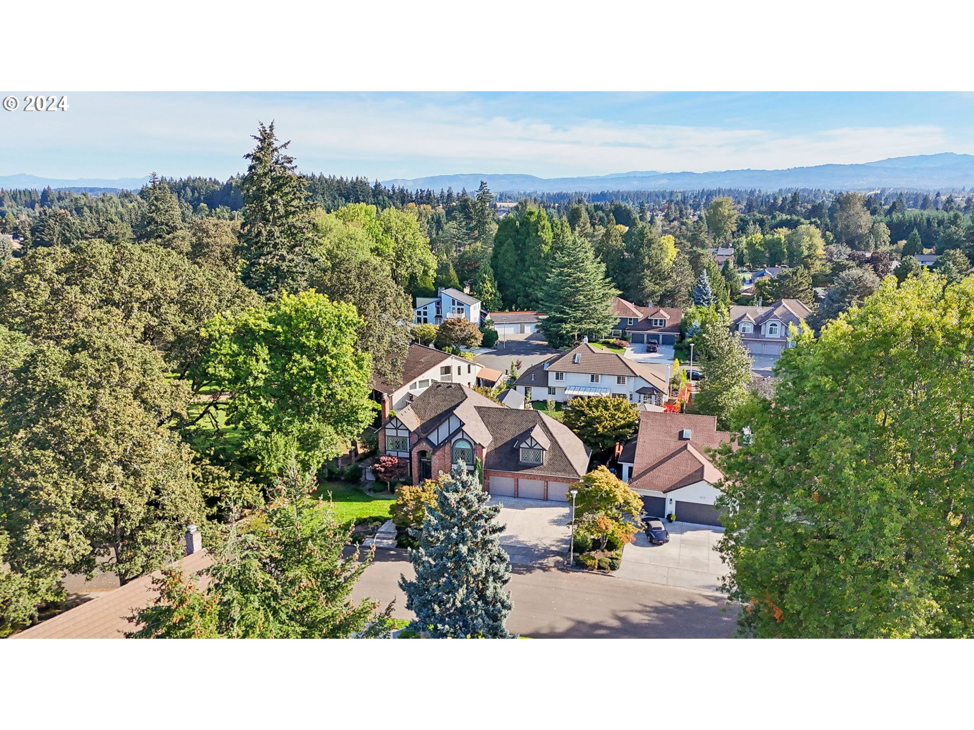 8121 Northeast 71st Loop Vancouver, WA 98662 - Photo 40 of 44 a picture of city view