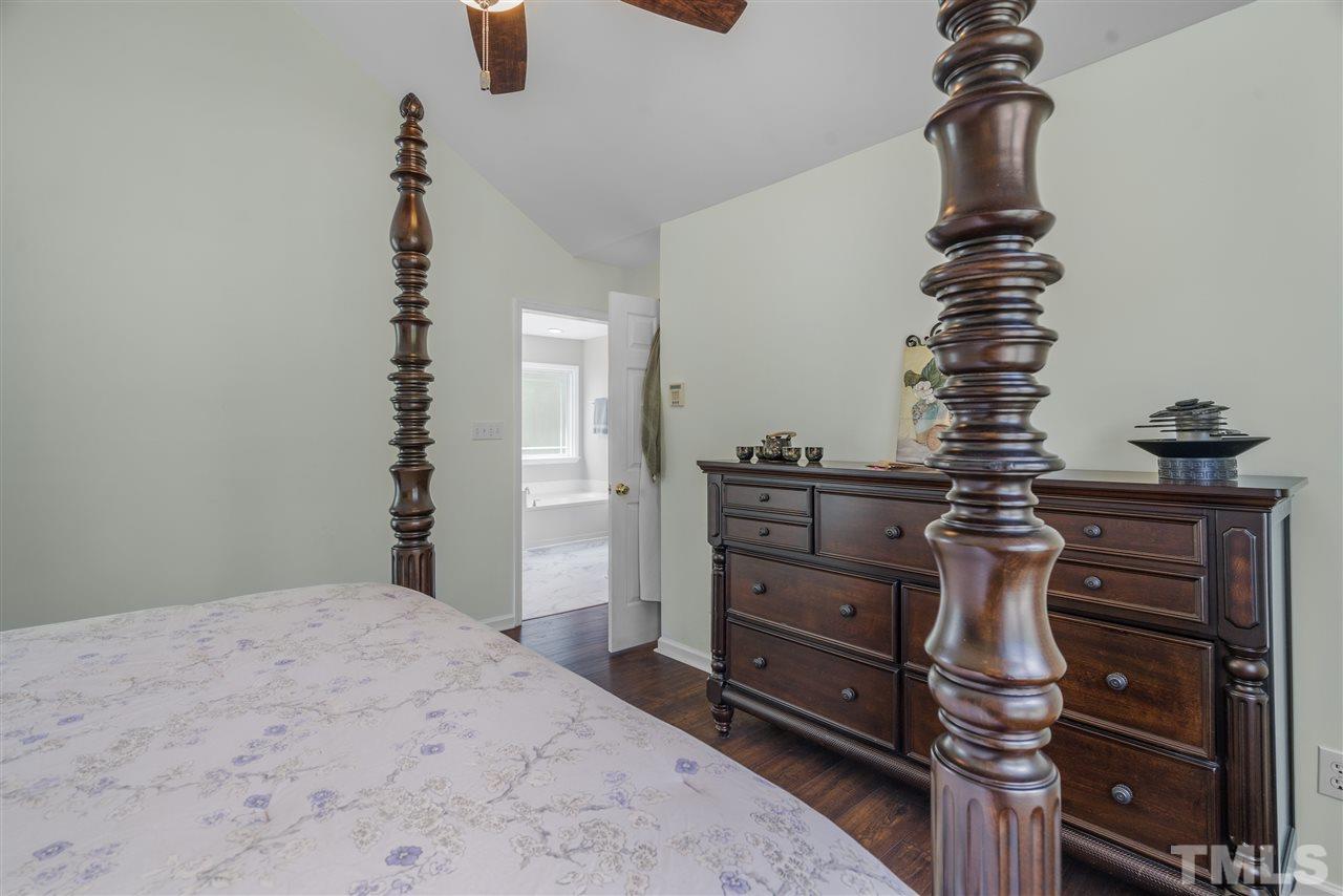 11404 North Radner Way Raleigh, NC 27613 - Photo 14 of 30