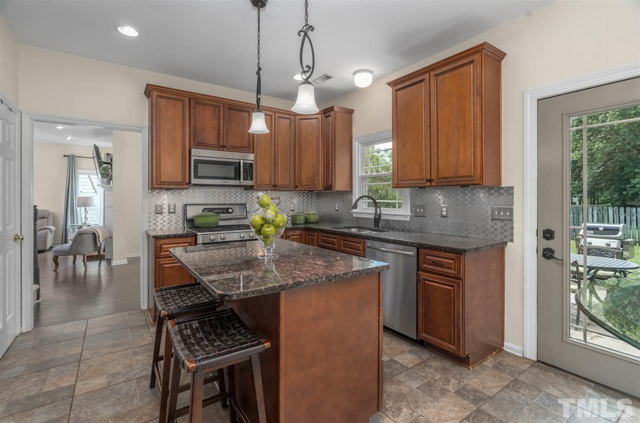 11404 North Radner Way Raleigh, NC 27613 - Photo 9 of 30