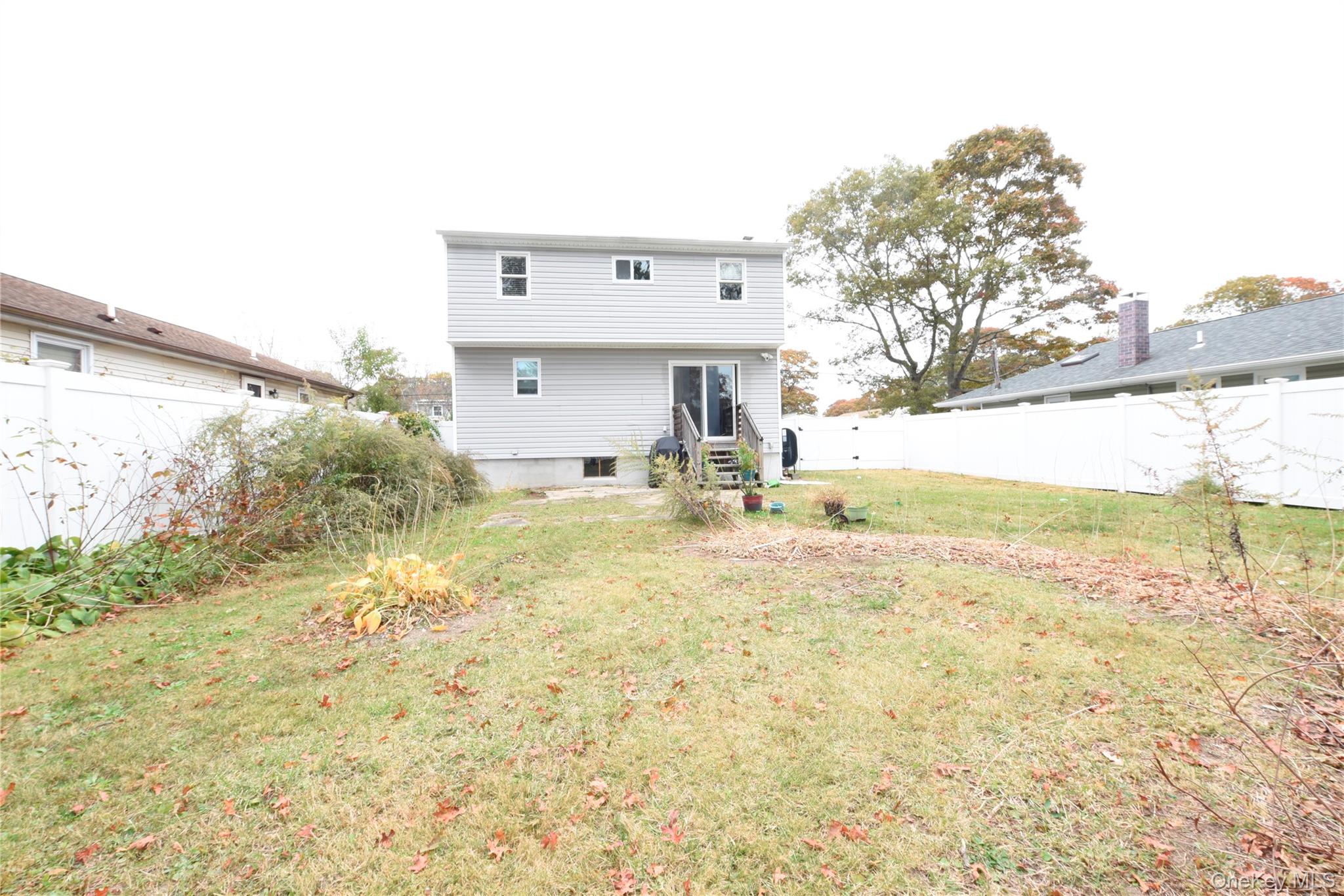 18 Pennwood Drive Mastic Beach, NY 11951 - Photo 18 of 19