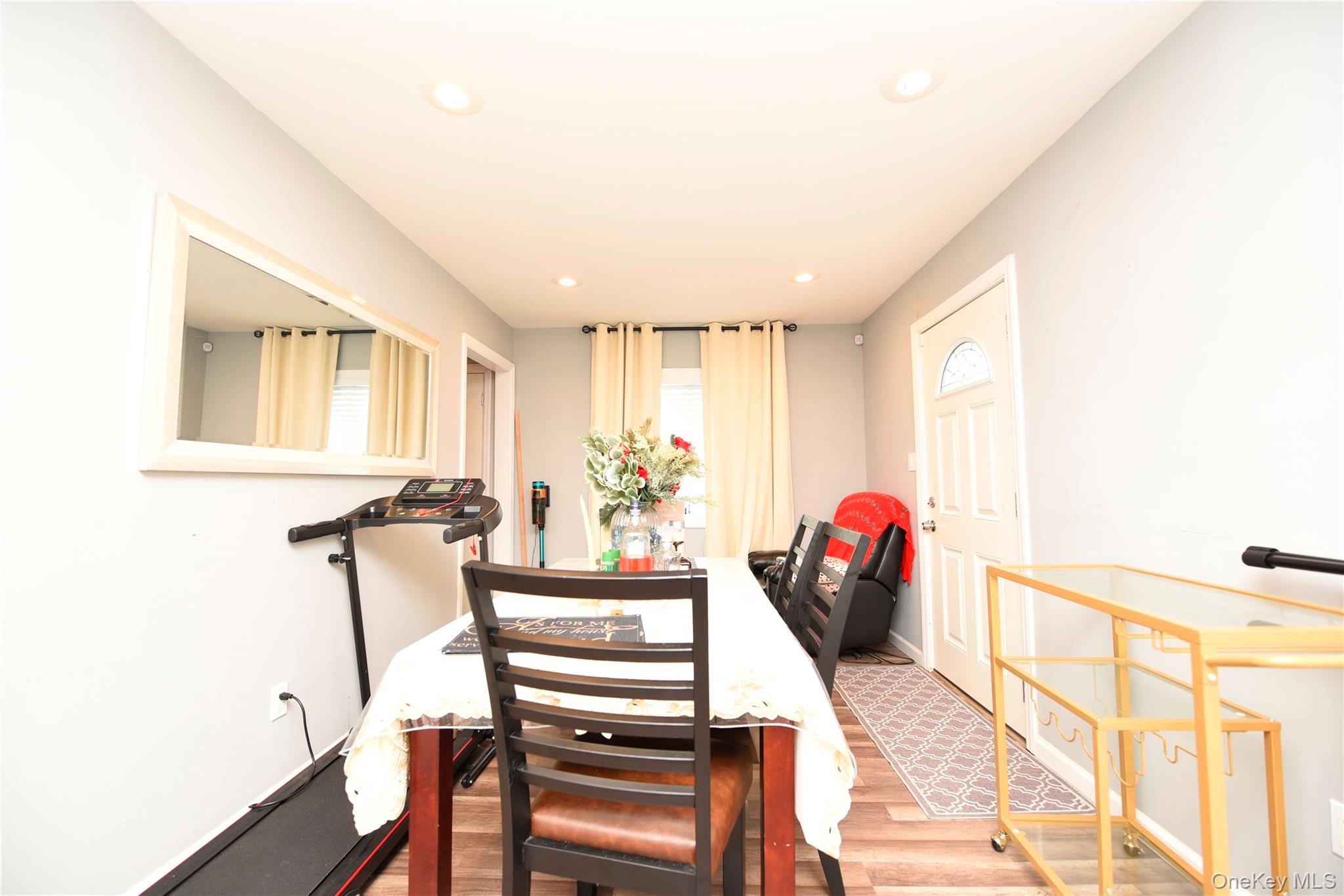 18 Pennwood Drive Mastic Beach, NY 11951 - Photo 6 of 19