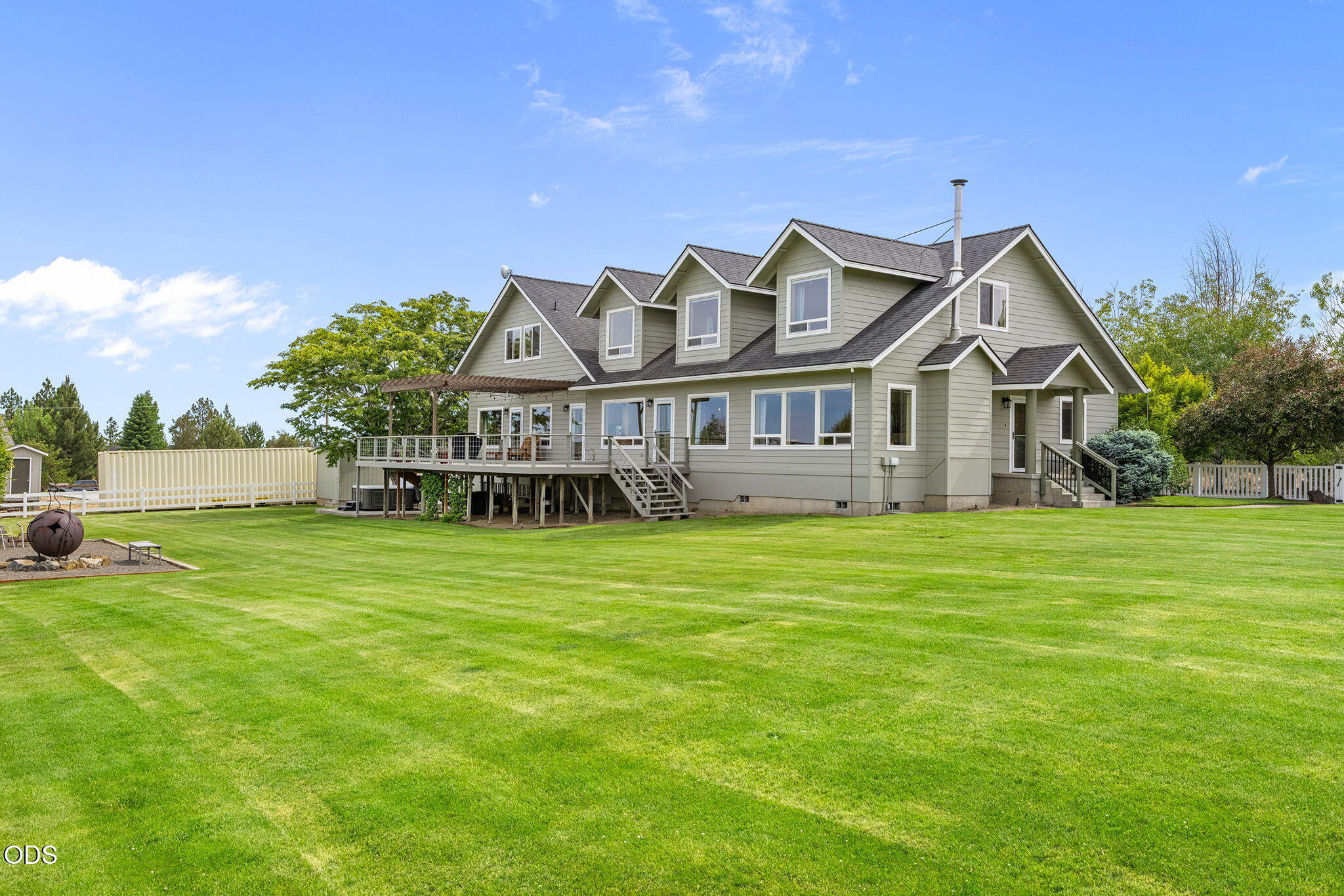 63531 Gentry Loop Bend, OR 97701 - Photo 15 of 72