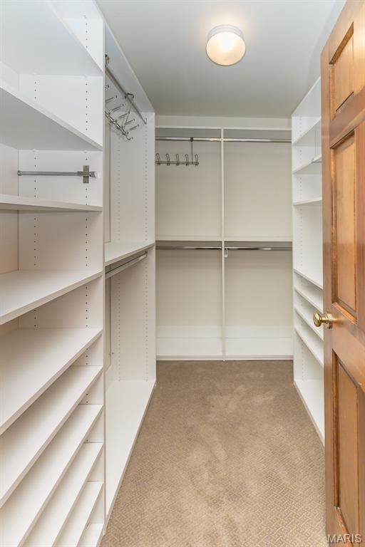 384 Greentrails Drive South Chesterfield, MO 63017 - Photo 12 of 28