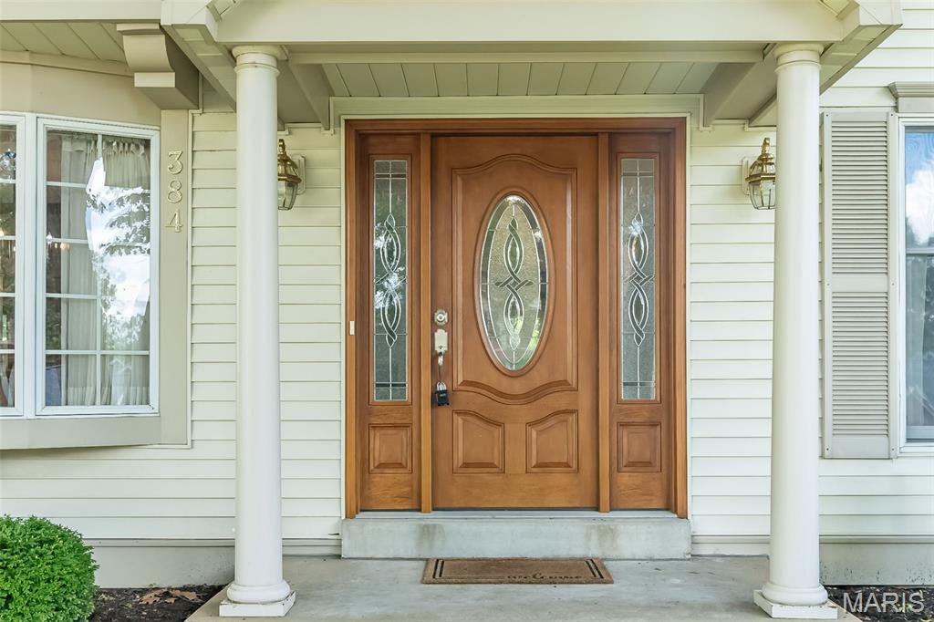 384 Greentrails Drive South Chesterfield, MO 63017 - Photo 2 of 28