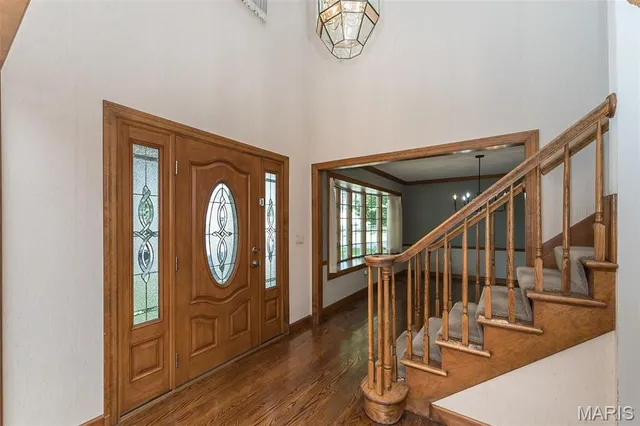 $630,000 | 384 Greentrails Drive South, Chesterfield, MO 63017