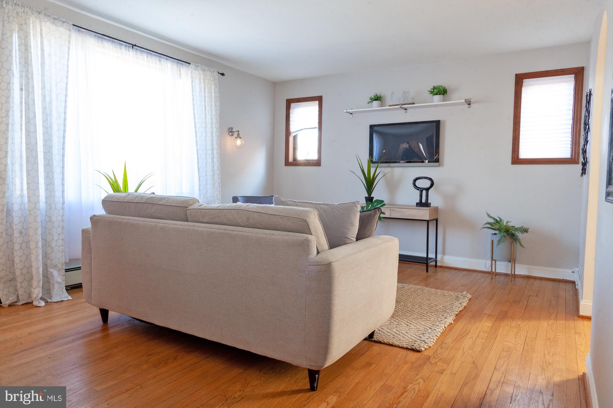 2805 Alden Road Baltimore, MD 21234 - Photo 4 of 47 Gallery Image 4