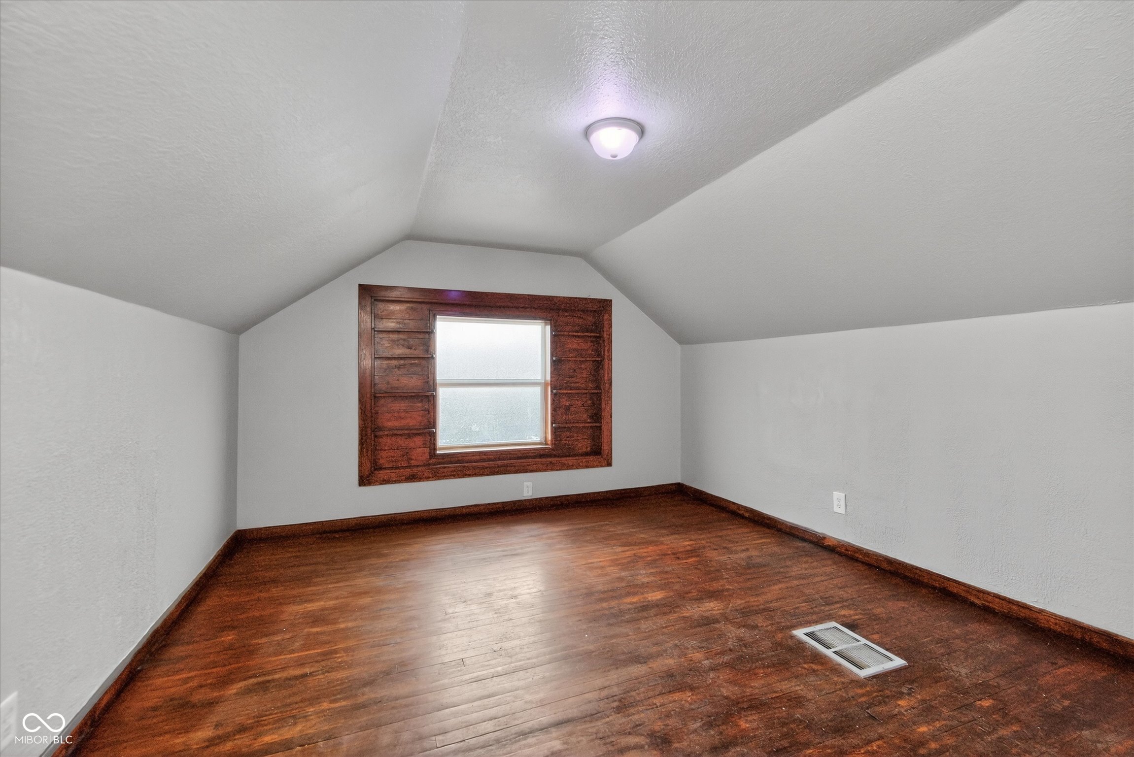 1604 West 11th Street Anderson, IN 46016 - Photo 18 of 33