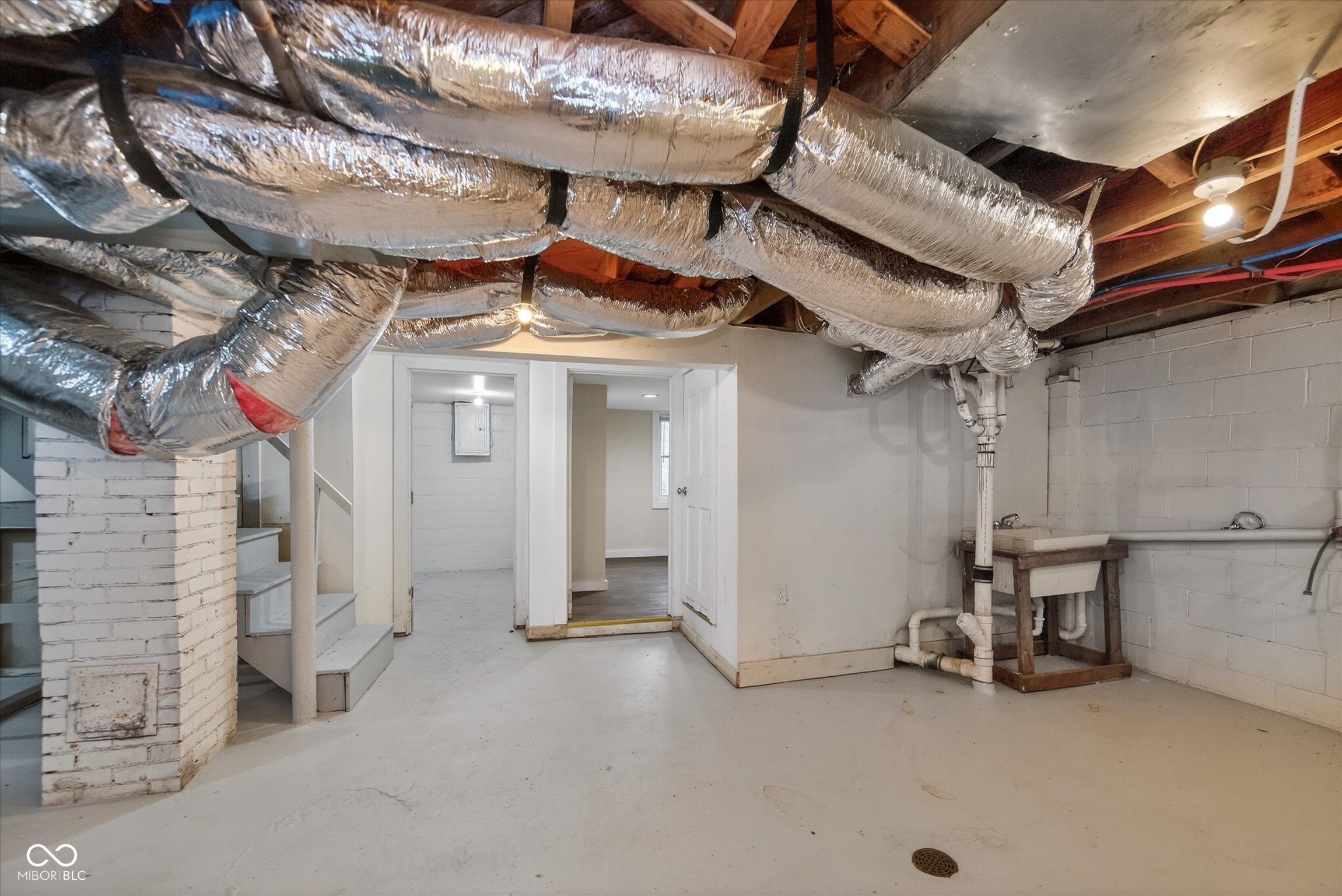 1604 West 11th Street Anderson, IN 46016 - Photo 24 of 33