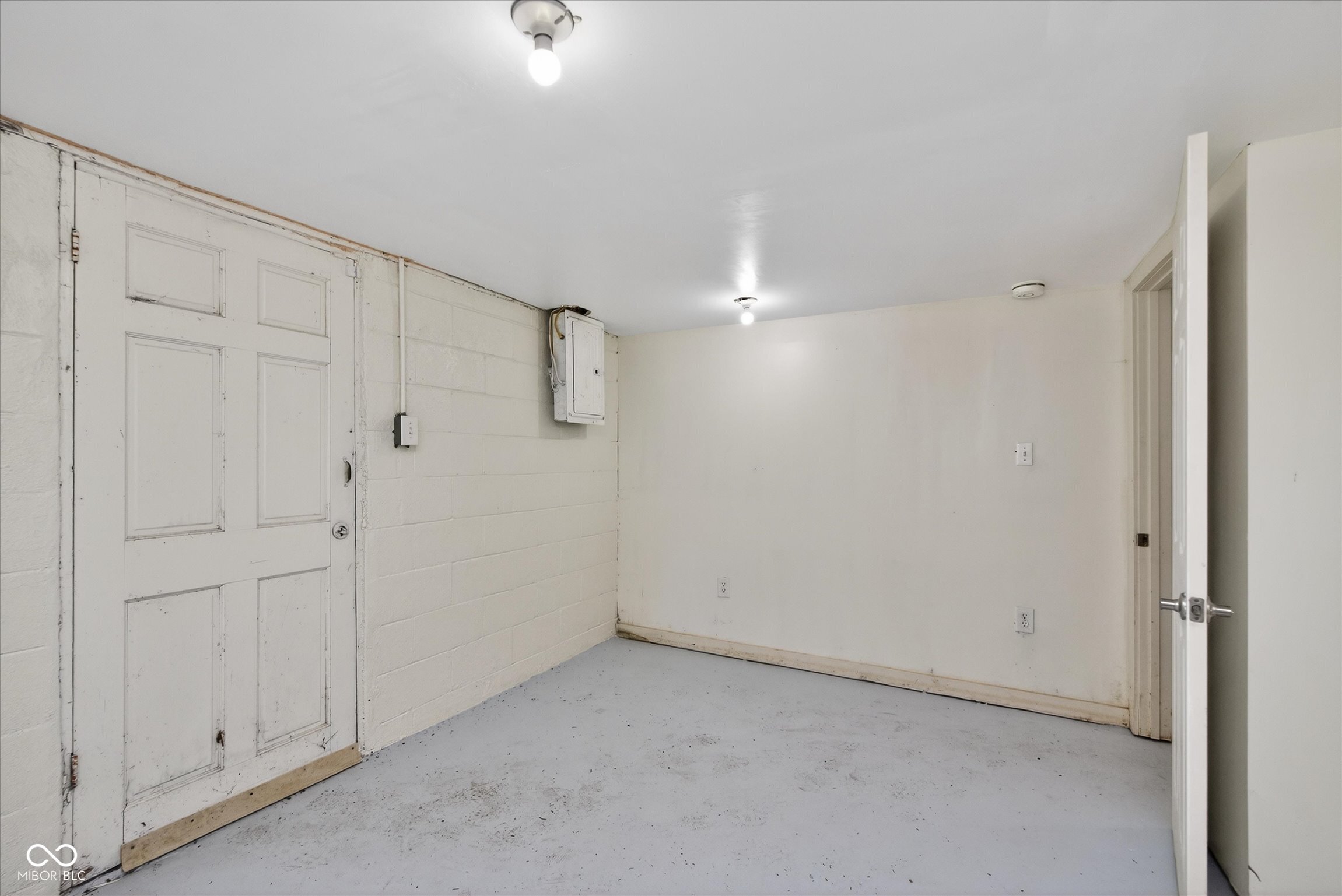 1604 West 11th Street Anderson, IN 46016 - Photo 28 of 33