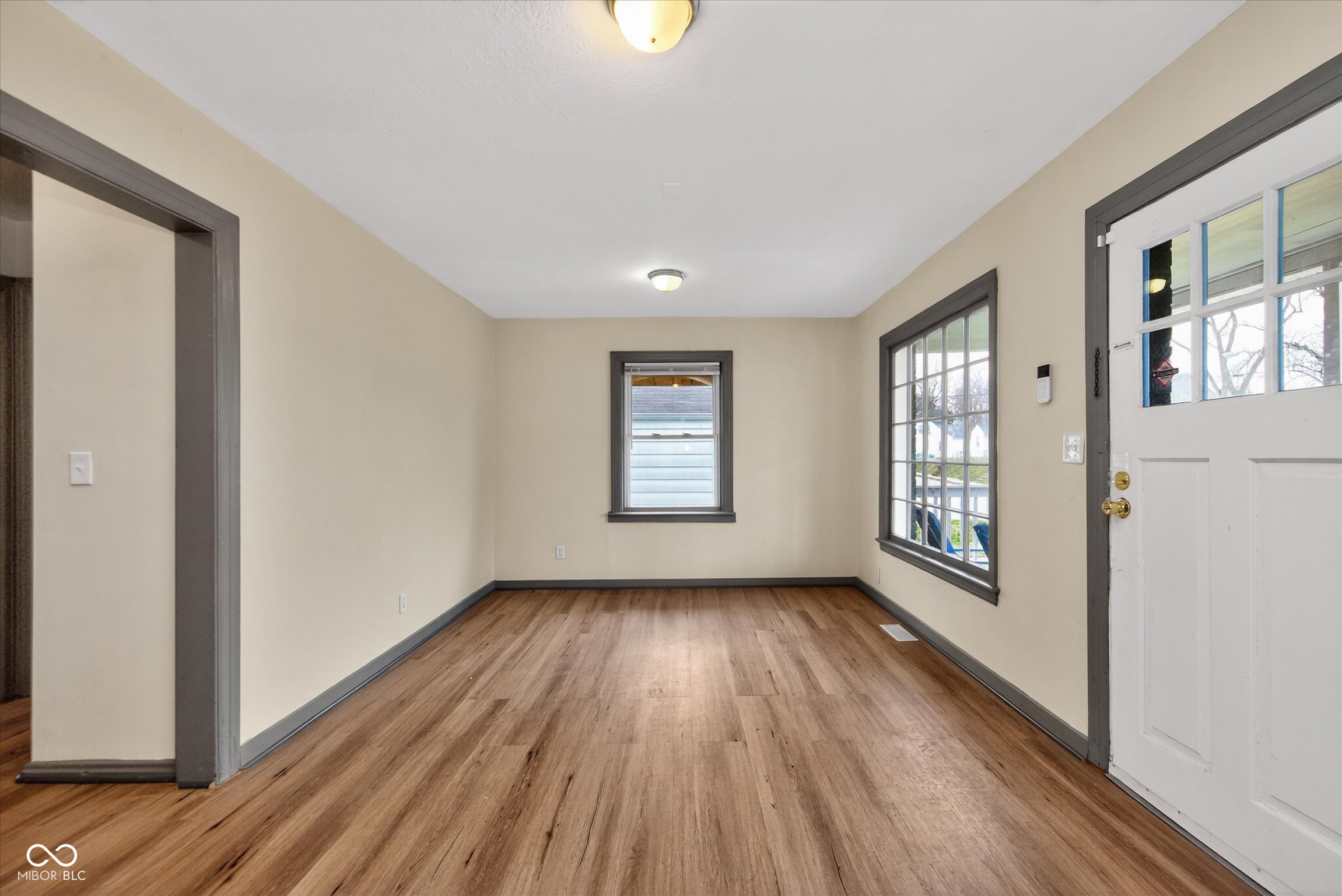 1604 West 11th Street Anderson, IN 46016 - Photo 4 of 33