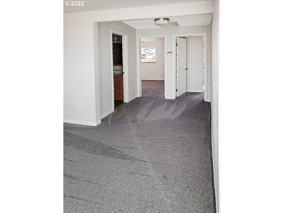 1428 Gleason Road Sutherlin, OR 97479 - Photo 6 of 32 Gallery Image 6