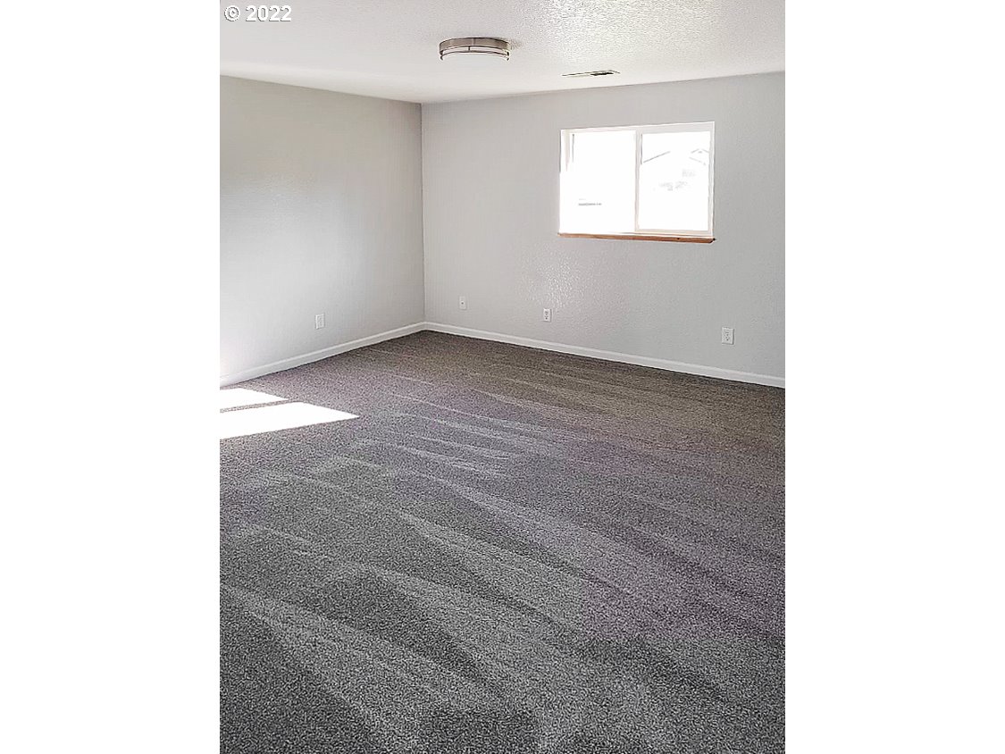 1428 Gleason Road Sutherlin, OR 97479 - Photo 7 of 32 Gallery Image 7