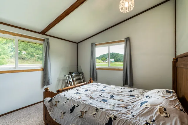 $495,000 | 11565 Highway 18, Prairie du Chien, WI 53821