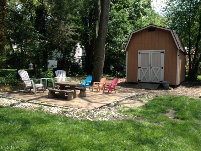 3915 Windsor Road Youngstown, OH 44512 - Photo 22 of 24 Start your mornings with a cup of coffee or enjoy a fire pit on your large patio!