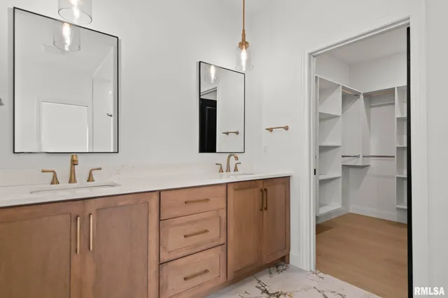 $445,000 | 5302 Verdant Lane, Springfield, IL 62711