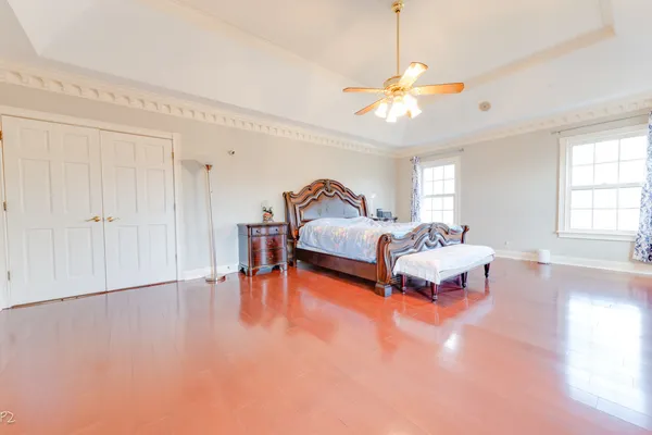 $1,150,000 | 813 Fox Glen Drive, St. Charles, IL 60174