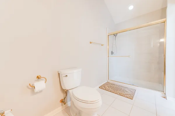 $1,150,000 | 813 Fox Glen Drive, St. Charles, IL 60174