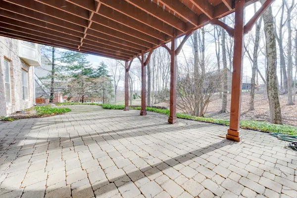$1,150,000 | 813 Fox Glen Drive, St. Charles, IL 60174