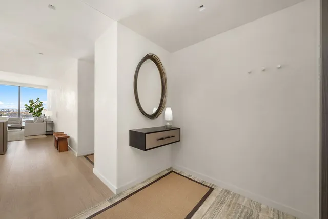 $3,300,000 | 500 West 18th Street, Unit W20B | Chelsea