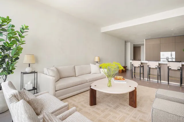 $3,300,000 | 500 West 18th Street, Unit W20B | Chelsea