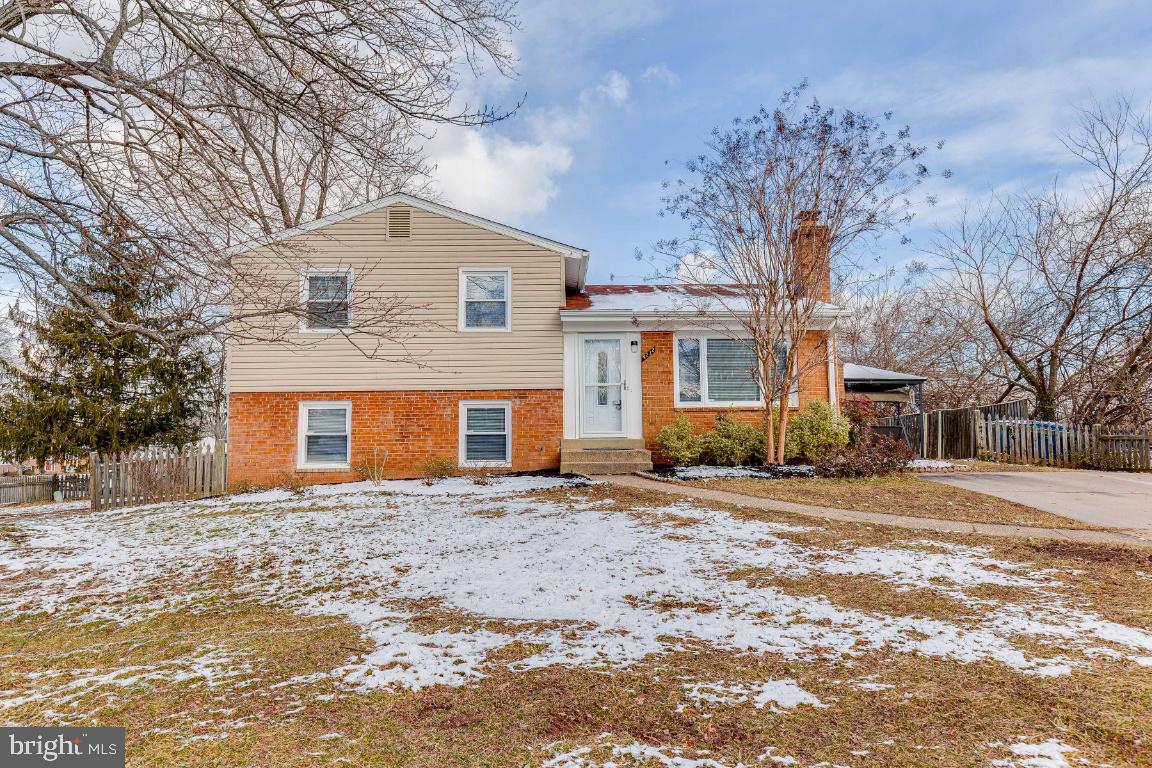 4232 Lees Corner Road Chantilly, VA 20151 - Photo 1 of 42 Gallery Image 1