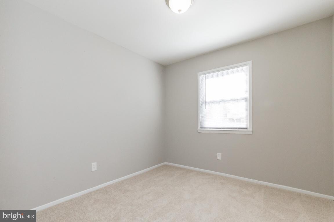 4232 Lees Corner Road Chantilly, VA 20151 - Photo 16 of 42 Gallery Image 16