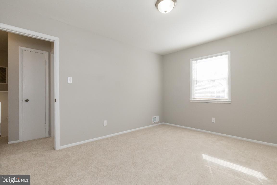 4232 Lees Corner Road Chantilly, VA 20151 - Photo 20 of 42 Gallery Image 20