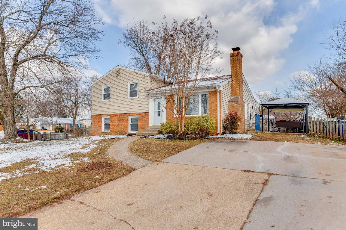 4232 Lees Corner Road Chantilly, VA 20151 - Photo 2 of 42 Gallery Image 2