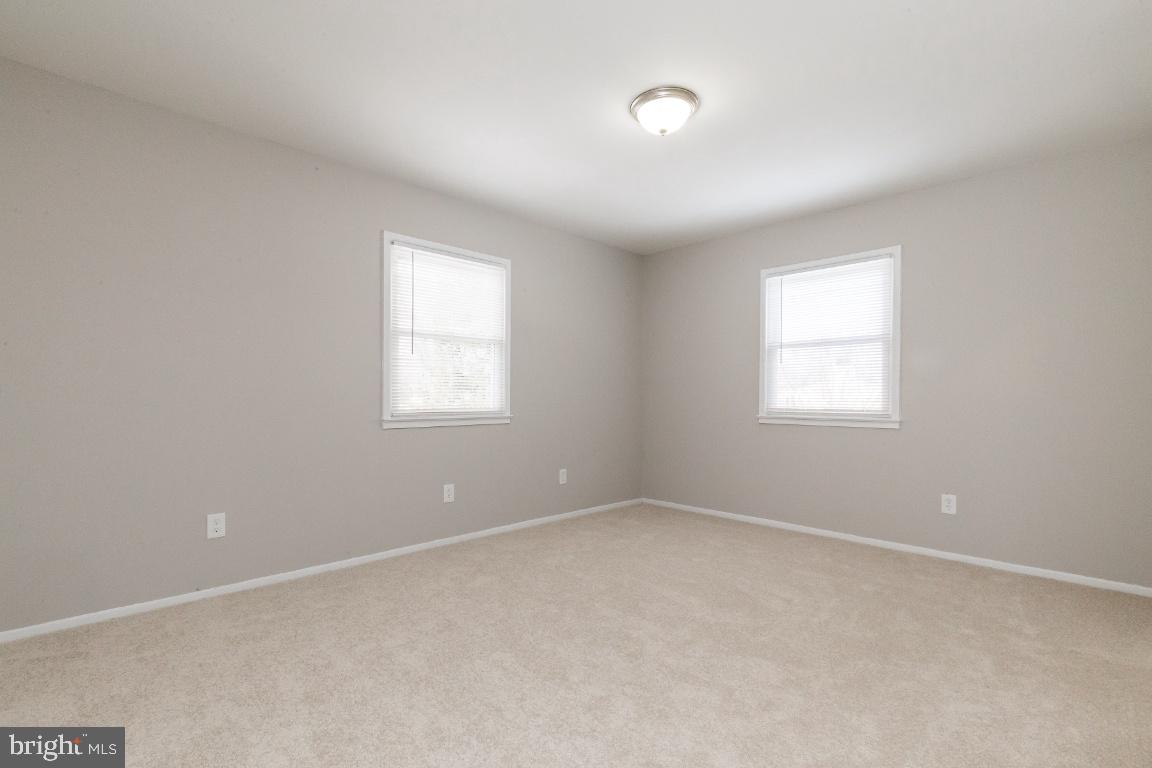 4232 Lees Corner Road Chantilly, VA 20151 - Photo 25 of 42 Gallery Image 25