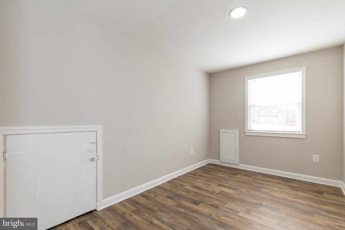 4232 Lees Corner Road Chantilly, VA 20151 - Photo 32 of 42 Gallery Image 32