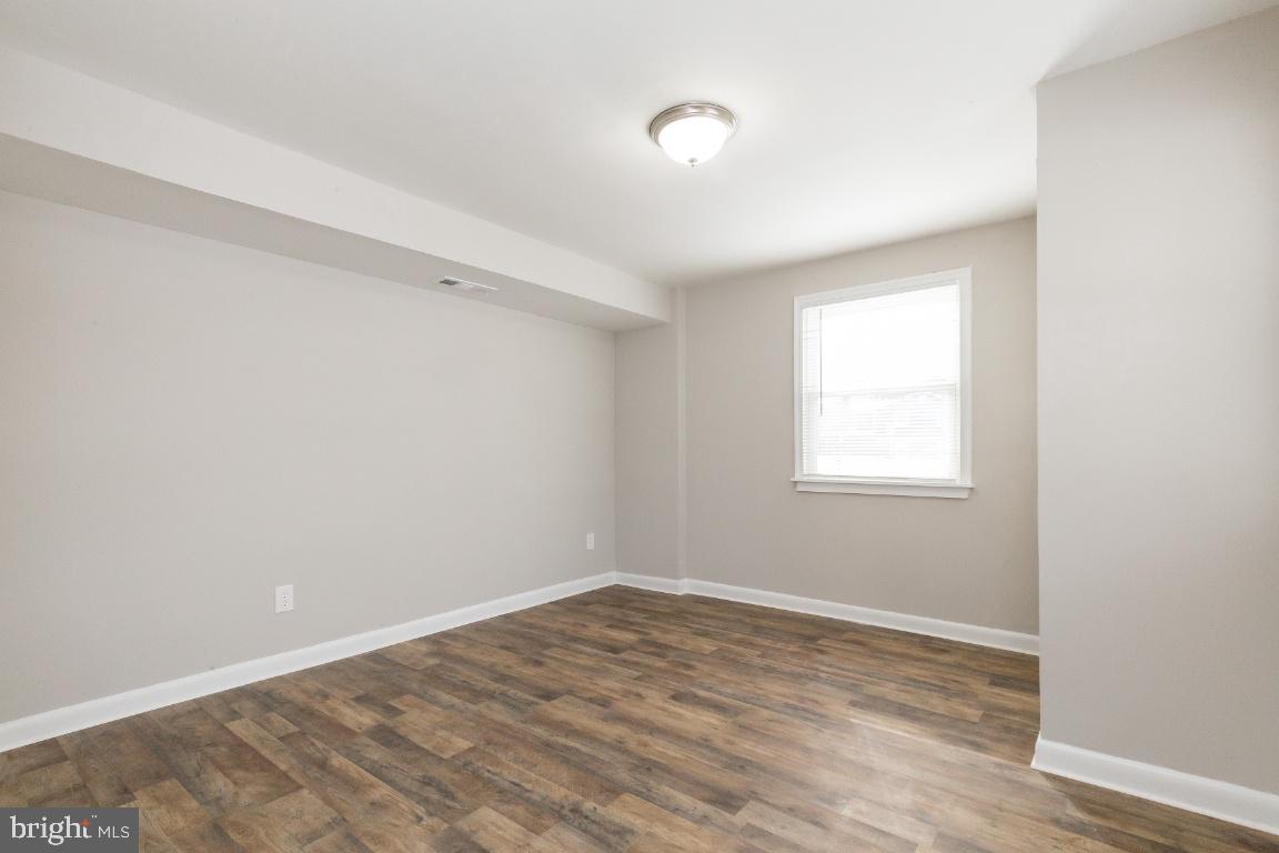 4232 Lees Corner Road Chantilly, VA 20151 - Photo 35 of 42 Gallery Image 35