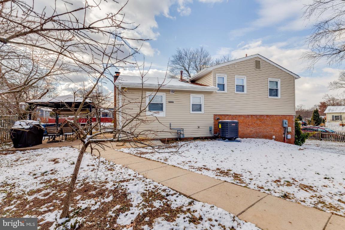 4232 Lees Corner Road Chantilly, VA 20151 - Photo 39 of 42 Gallery Image 39