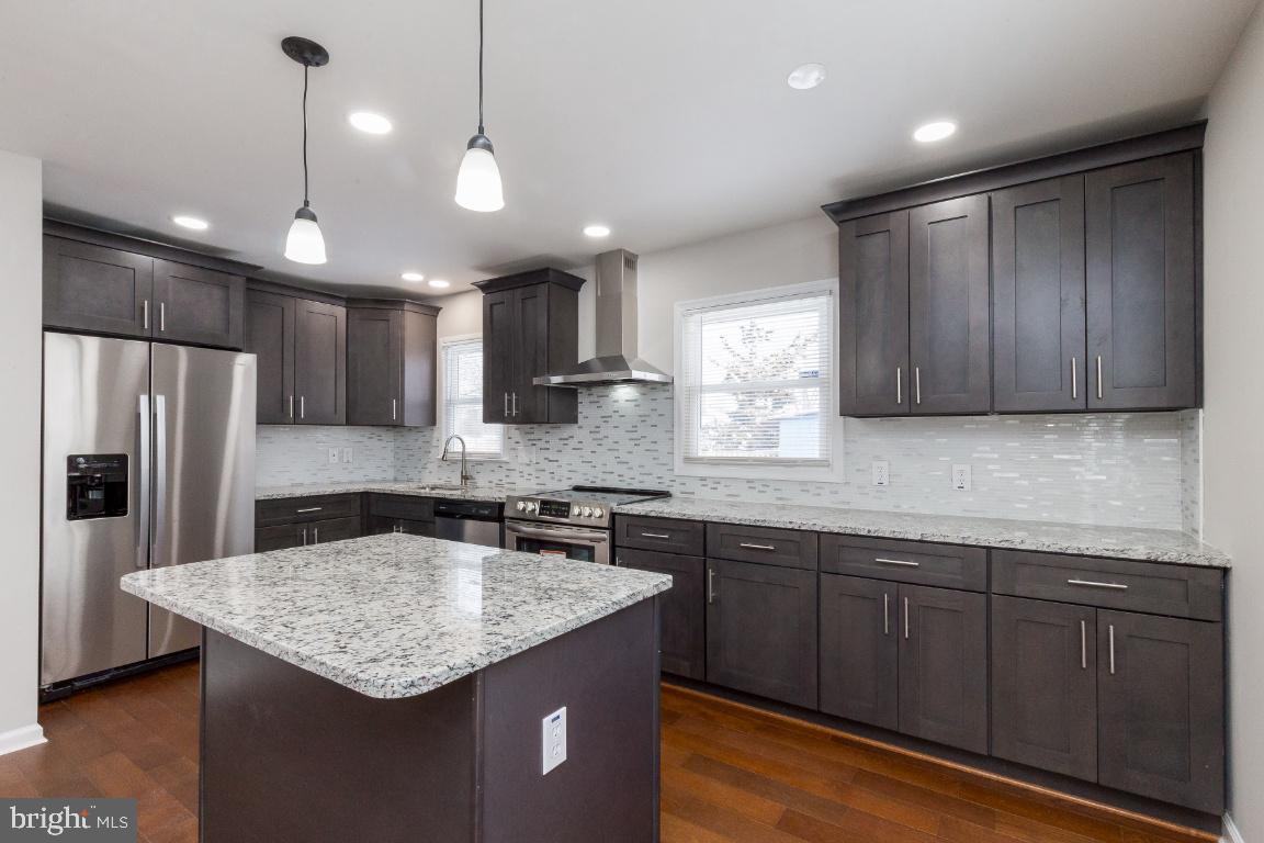 4232 Lees Corner Road Chantilly, VA 20151 - Photo 9 of 42 Gallery Image 9