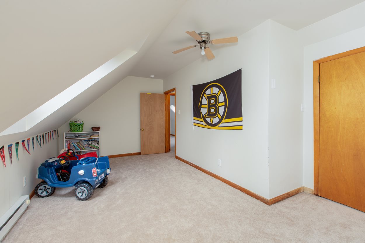 143 Wheel Wright Road Hampstead, NH 03841 - Photo 23 of 31 Gallery Image 23