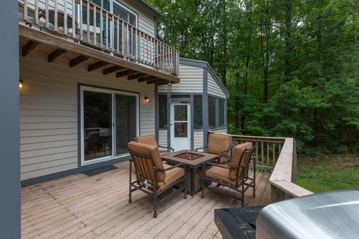 143 Wheel Wright Road Hampstead, NH 03841 - Photo 27 of 31 Gallery Image 27