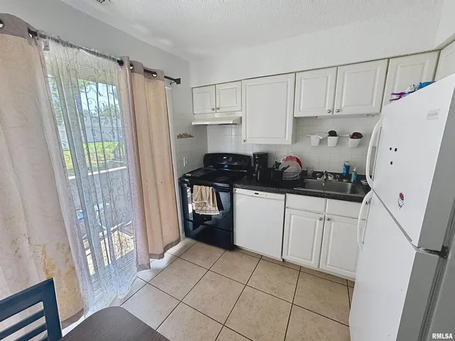 $2,500,000 | 729 11th Avenue B Court, Silvis, IL 61282