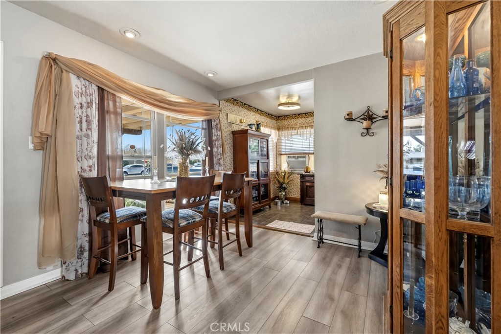 3855 Stansell Drive Riverside, CA 92501 - Photo 11 of 41