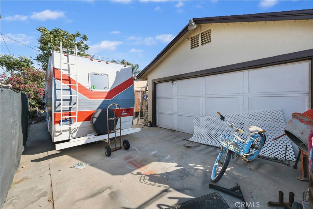 3855 Stansell Drive Riverside, CA 92501 - Photo 39 of 41