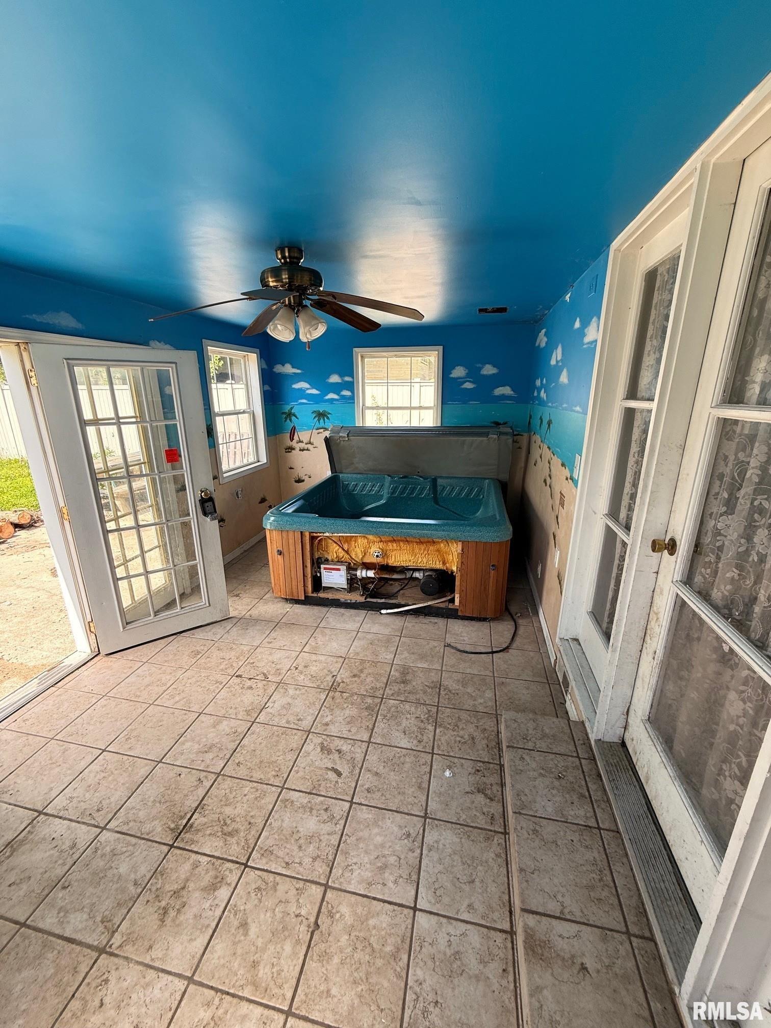415 Camden Road Mount Sterling, IL 62353 - Photo 11 of 17