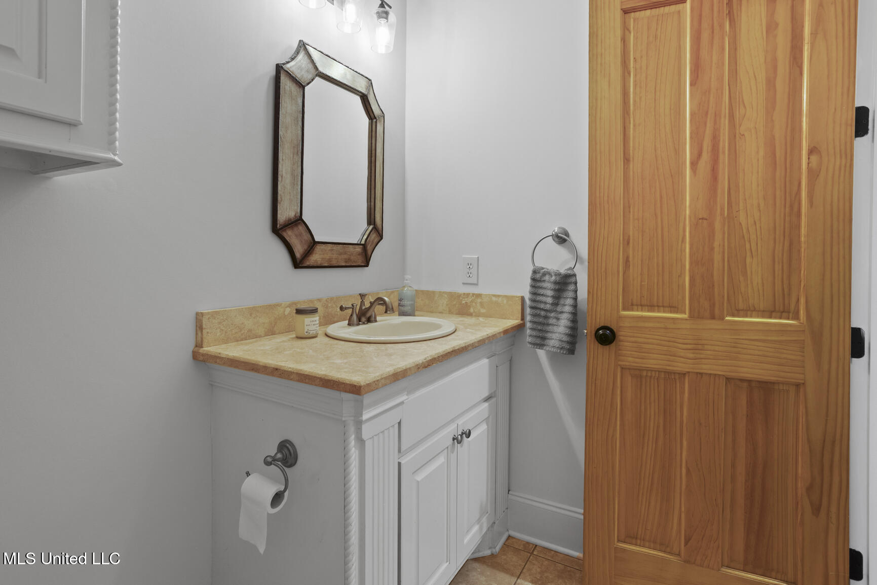 261 Lake Circle Madison, MS 39110 - Photo 27 of 49 261 Lake Cir-27