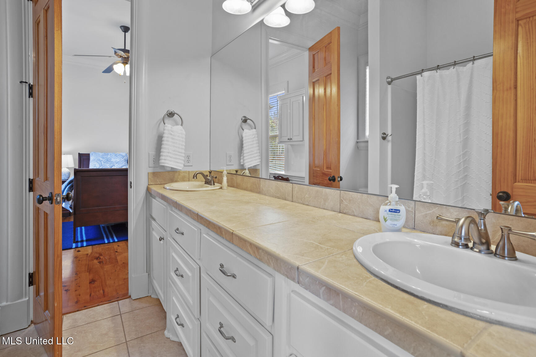 261 Lake Circle Madison, MS 39110 - Photo 39 of 49 261 Lake Cir-39