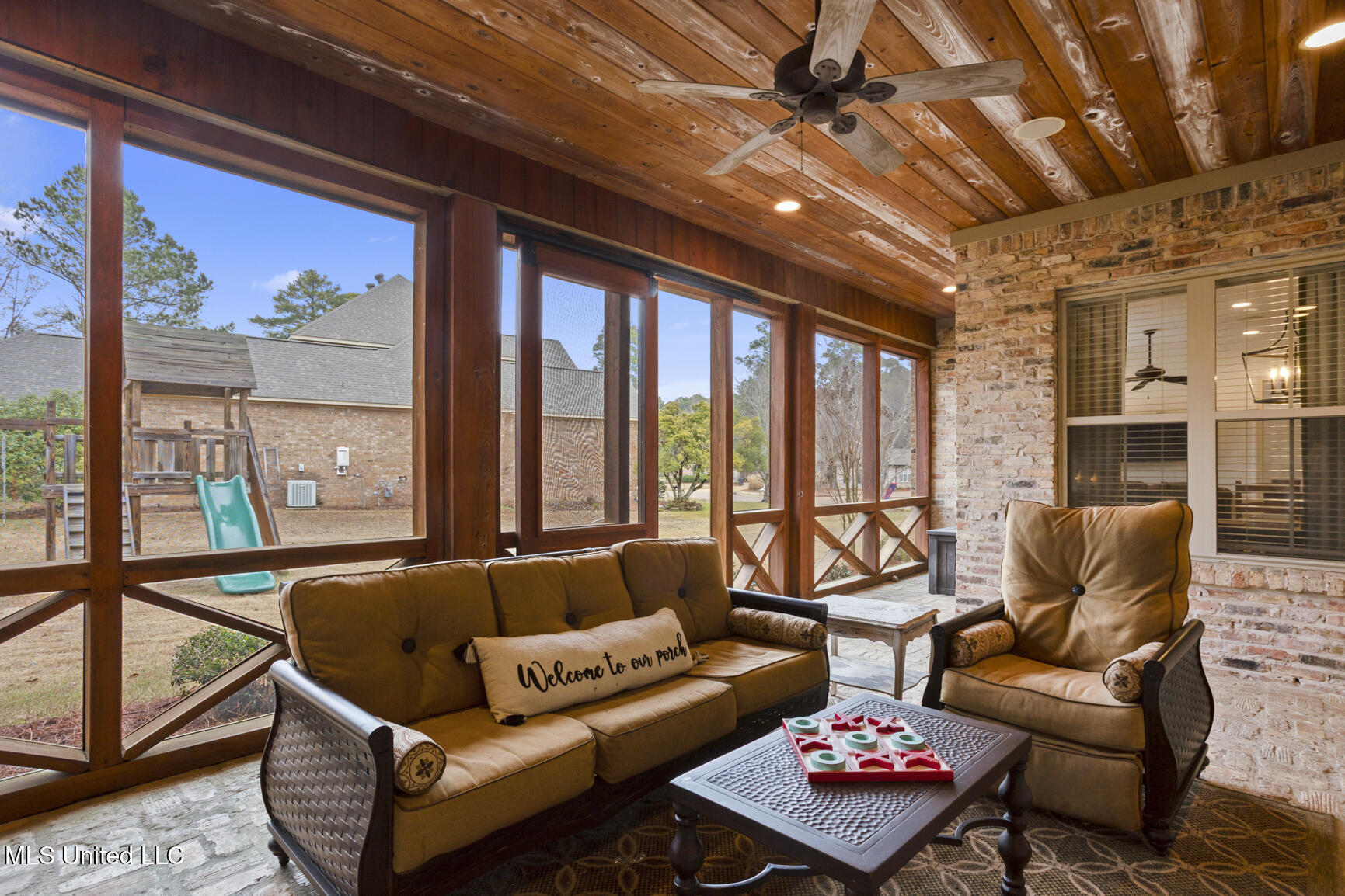 261 Lake Circle Madison, MS 39110 - Photo 46 of 49 261 Lake Cir-46