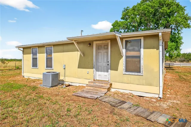 $1,031,125 | 80 Leesville Tx 78122, Leesville, TX 78122