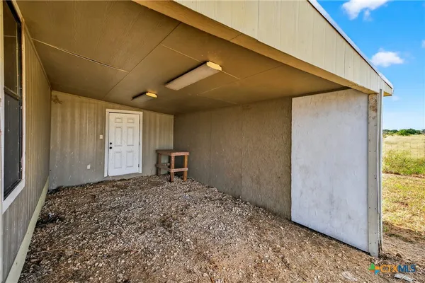 $1,031,125 | 80 Leesville Tx 78122, Leesville, TX 78122