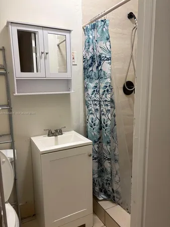 $3,600 | 1384 Northwest 27th Street, Unit 1382, Miami, FL 33142